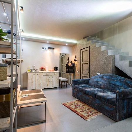 Nice Room Duplex ティビリシ エクステリア 写真