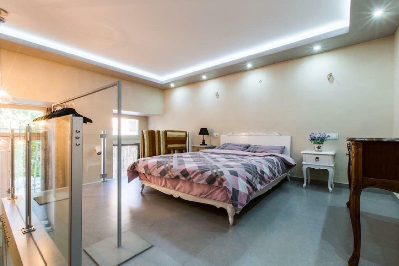 Nice Room Duplex ティビリシ エクステリア 写真